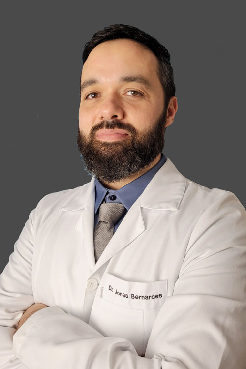 Dr. Jonas Bernardes, neurologista em Jaú/SP